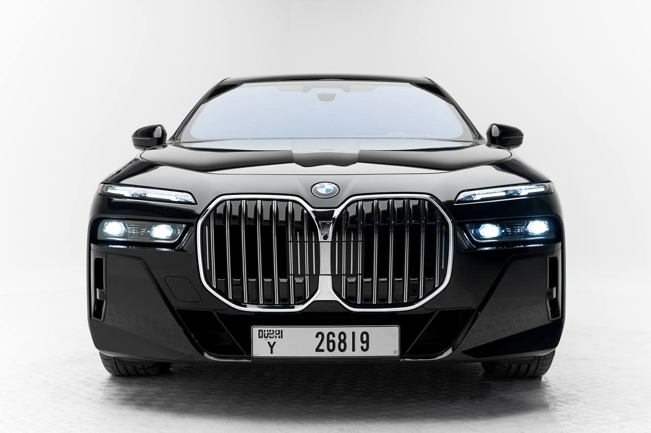 BMW 740i black front view