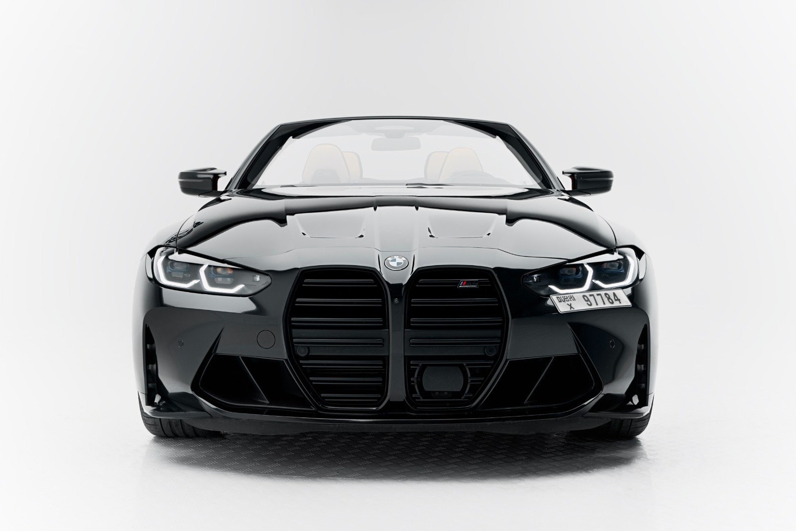 BMW M4 Competition Cabrio — vue avant, noir