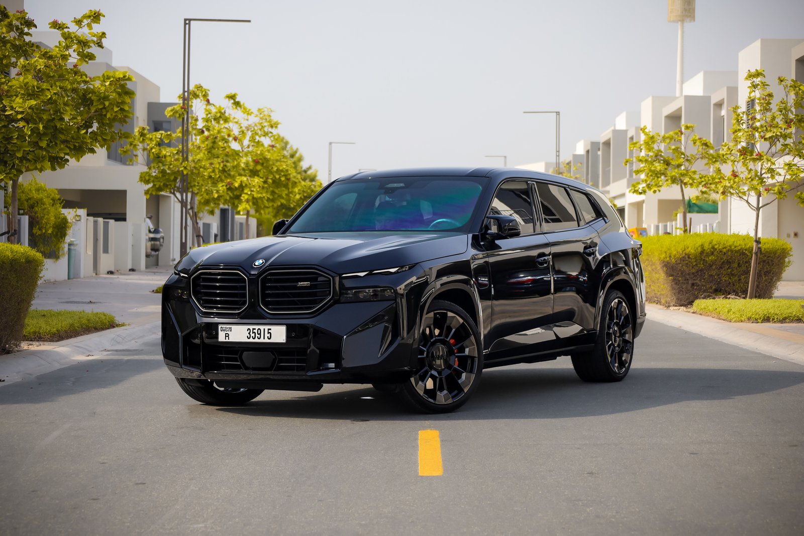 BMW XM black front view