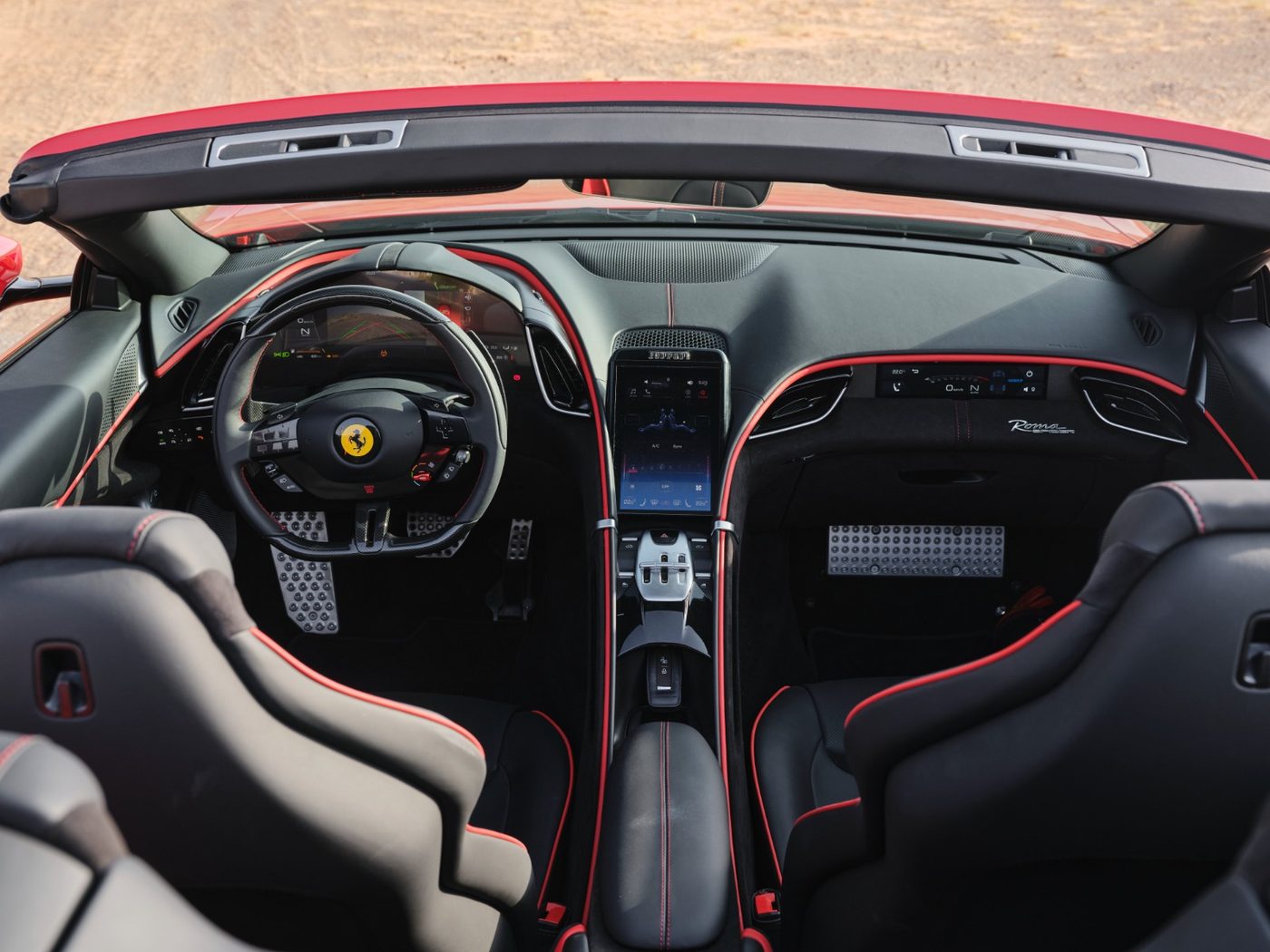 Ferrari Roma Spider — habitacle