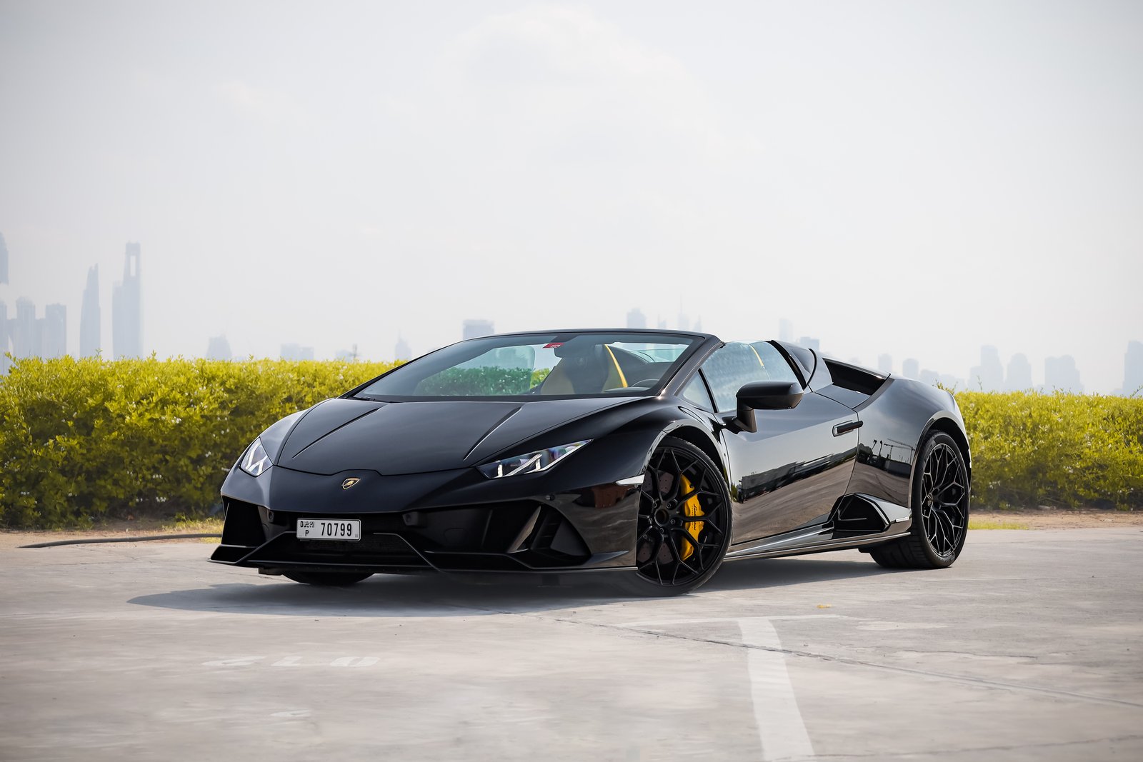 Lamborghini Huracan EVO Spider black front view