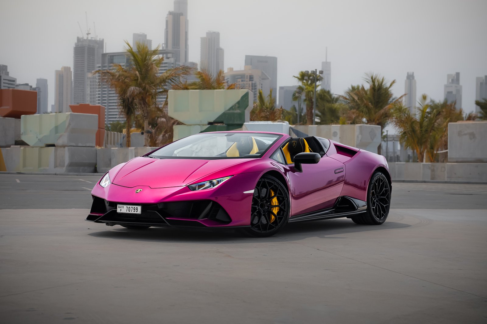 Lamborghini Huracan EVO Spider pink front view