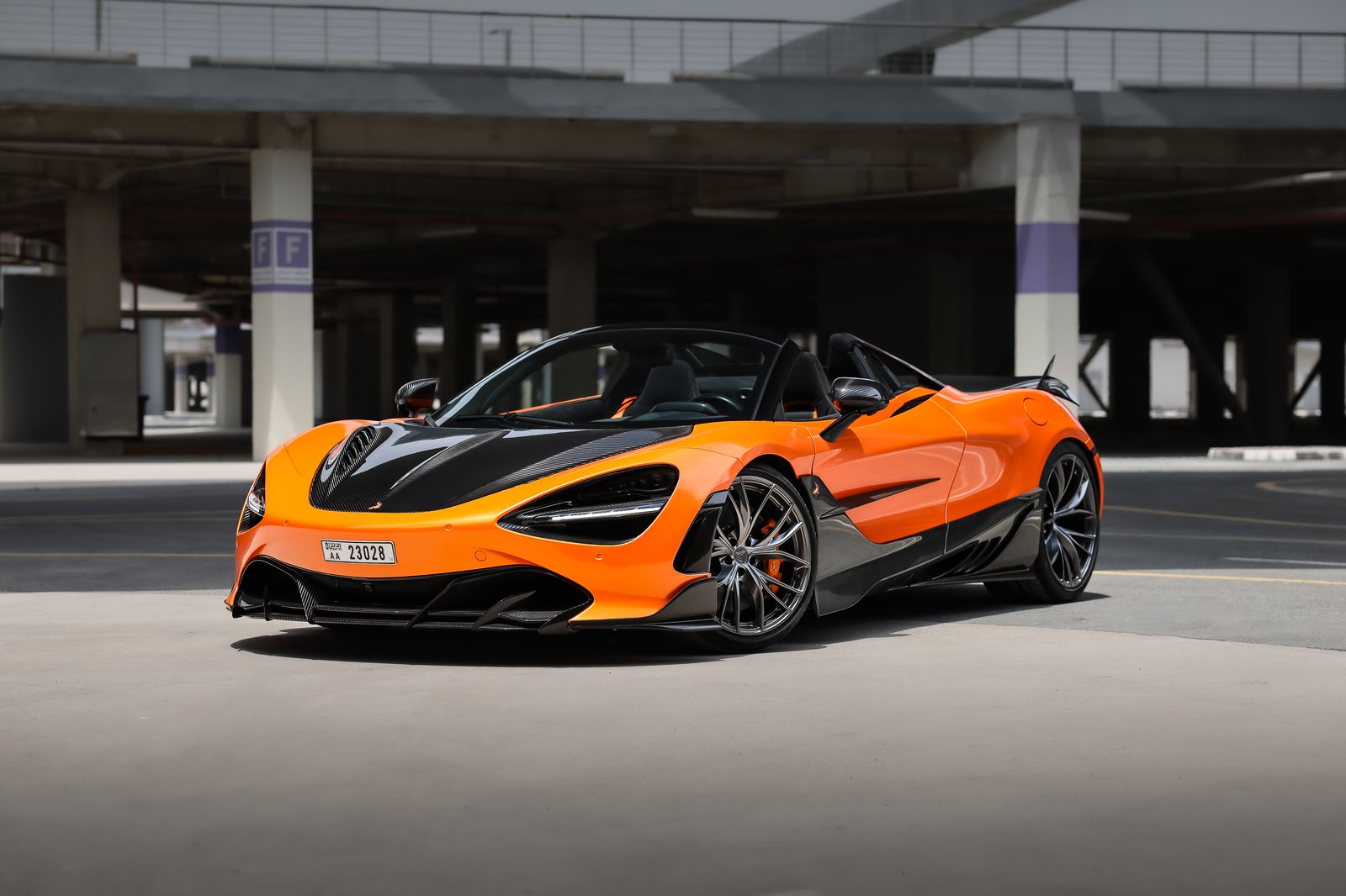 McLaren 720S TopCar orange front three-quarter view