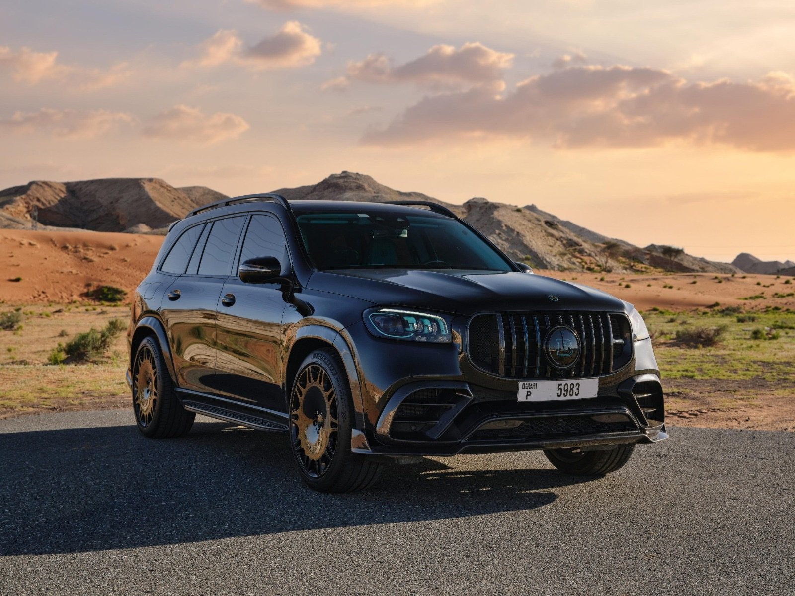 Mercedes-AMG GLS63s Brabus black front view