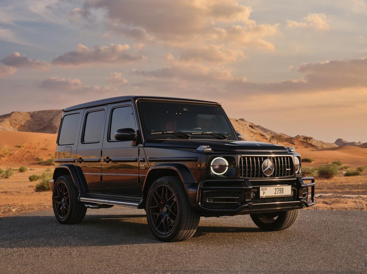 Mercedes-AMG G63 black front view