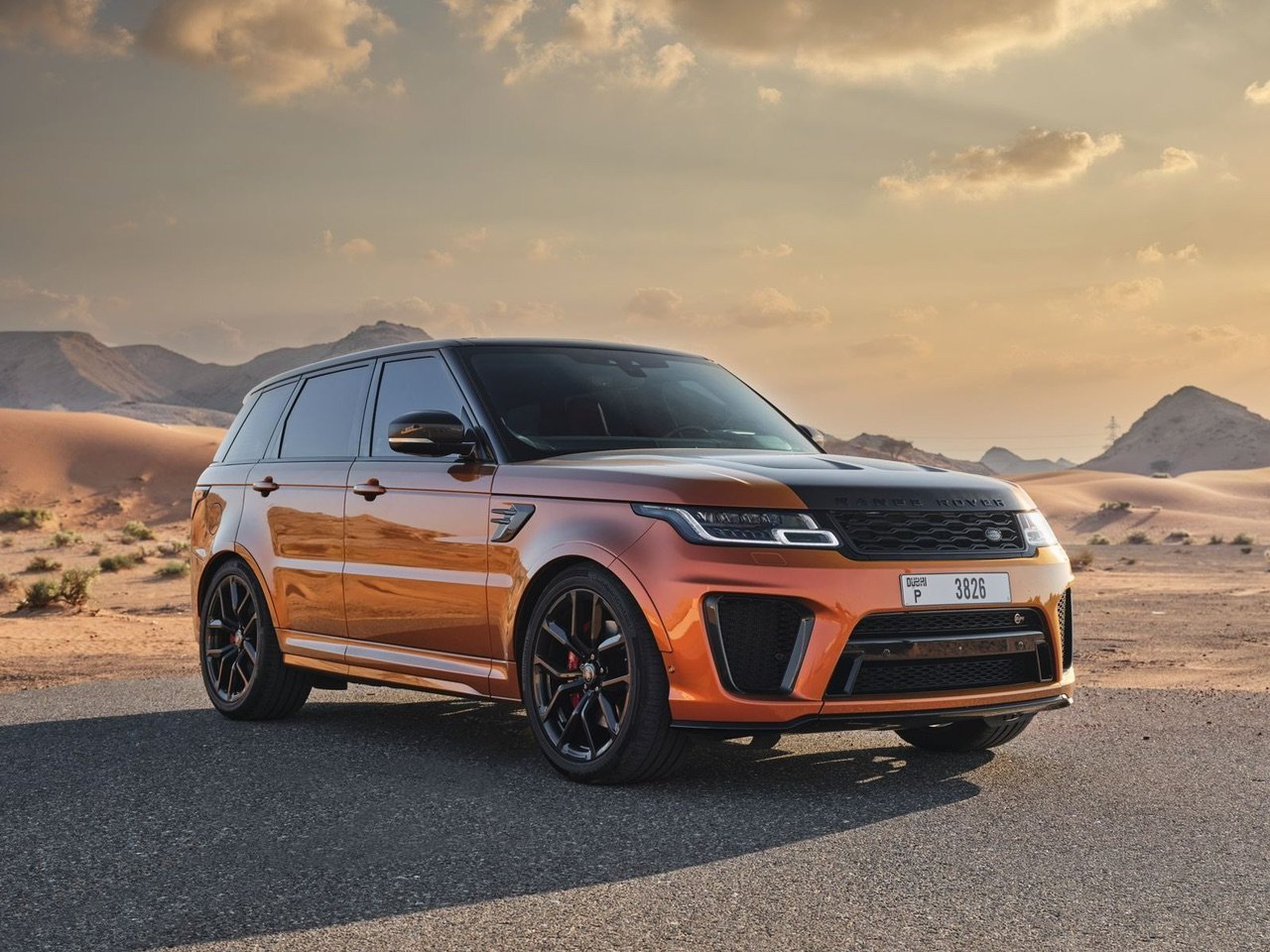 Range Rover Sport SVR orange front view