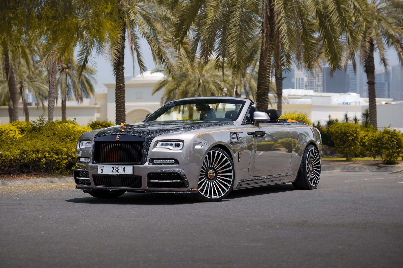 Rolls-Royce Dawn Mansory silver front view